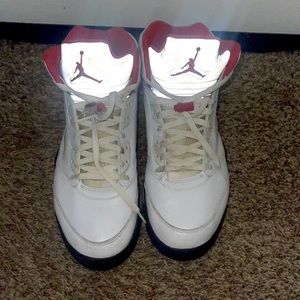Jordan 5 fire red